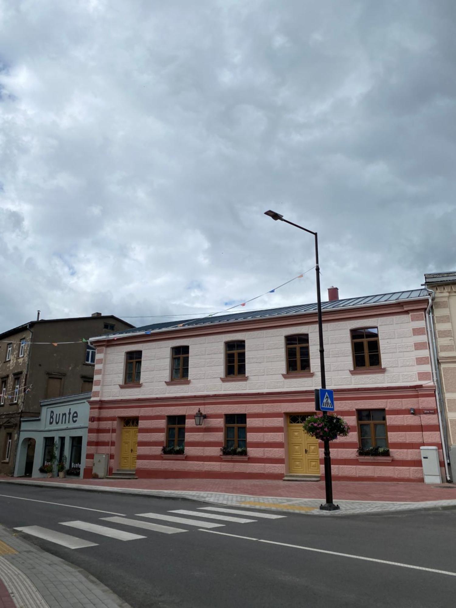 Buntes Nams Apartment Limbazi Exterior foto